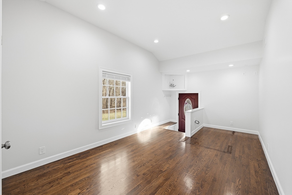 20 Mulhall Drive Ashland, MA 01721 - Photo 13 of 36