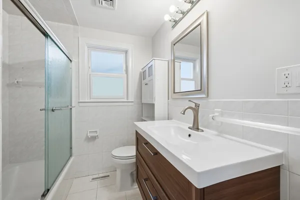 $889,000 | 20 Mulhall Drive, Ashland, MA 01721