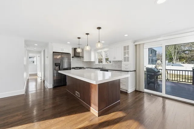 $889,000 | 20 Mulhall Drive, Ashland, MA 01721