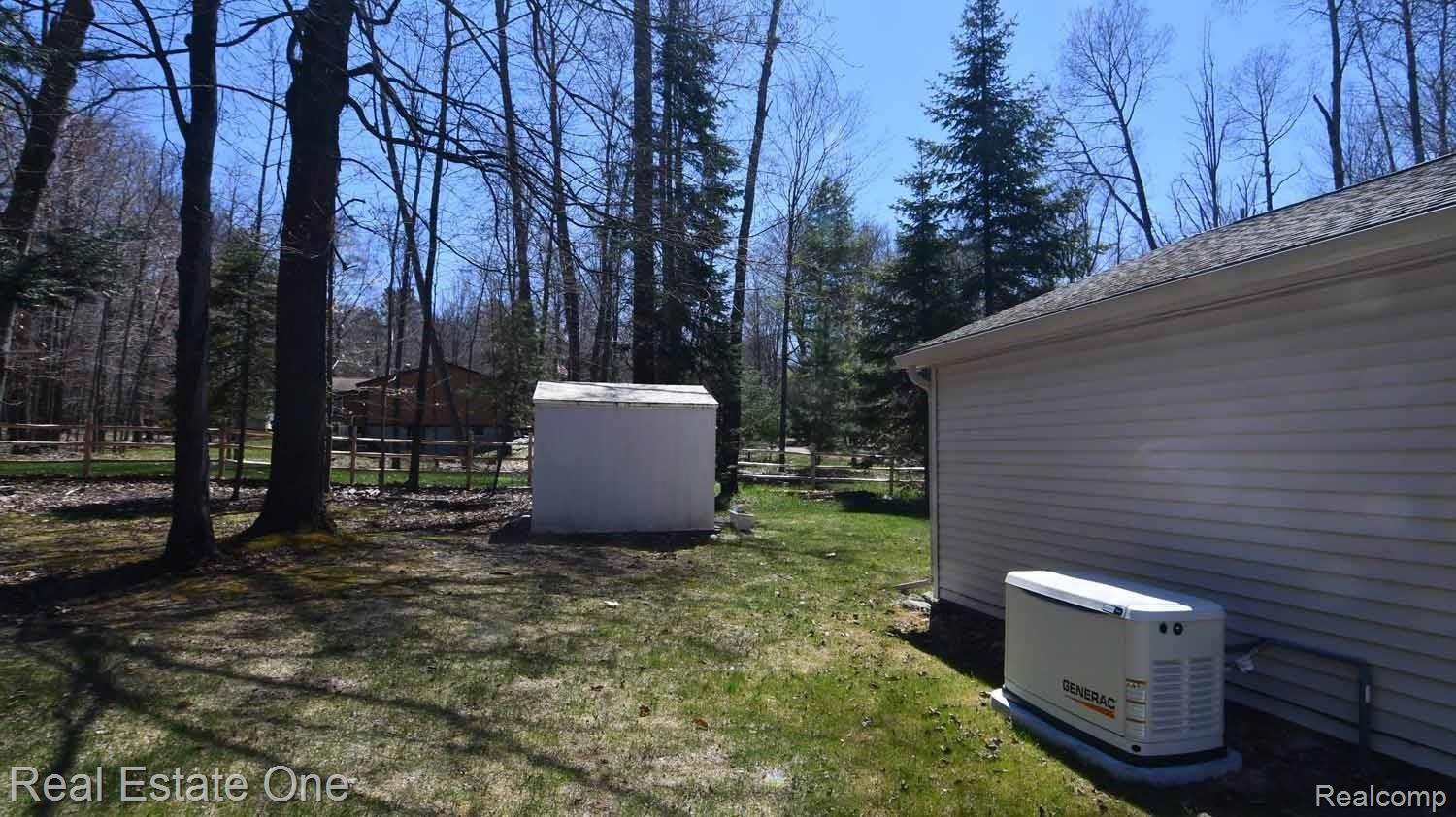 2528 Fox Road Lincoln, MI 48742 - Photo 29 of 30 DSC_0115.jpg