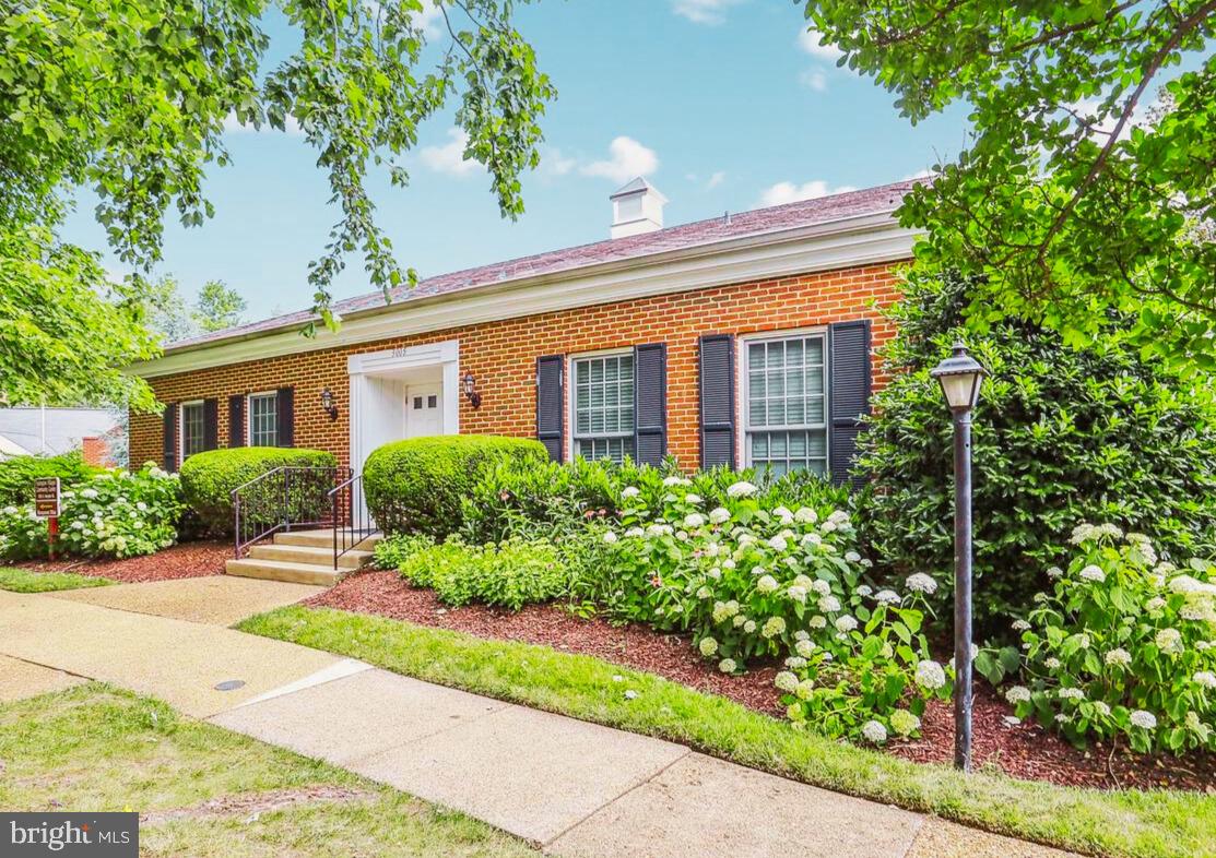 3050 South Buchanan Street, Unit A2 Arlington, VA 22206 - Photo 26 of 32 Fairlington Community Center