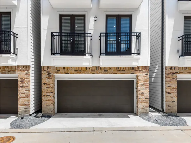 $3,000 | 1284 North Post Oak Road, Unit A, Houston, TX 77055