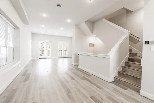 $3,000 | 1284 North Post Oak Road, Unit A, Houston, TX 77055