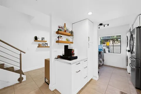 $399,000 | 4260 Southwest 70th Terrace, Unit 4260, Davie, FL 33314