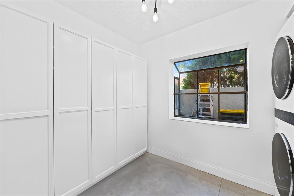 4260 Southwest 70th Terrace, Unit 4260 Davie, FL 33314 - Photo 17 of 24