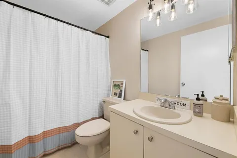 $399,000 | 4260 Southwest 70th Terrace, Unit 4260, Davie, FL 33314