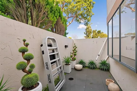 $399,000 | 4260 Southwest 70th Terrace, Unit 4260, Davie, FL 33314