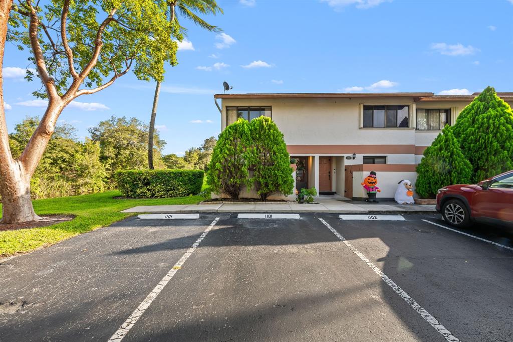 4260 Southwest 70th Terrace, Unit 4260 Davie, FL 33314 - Photo 23 of 24