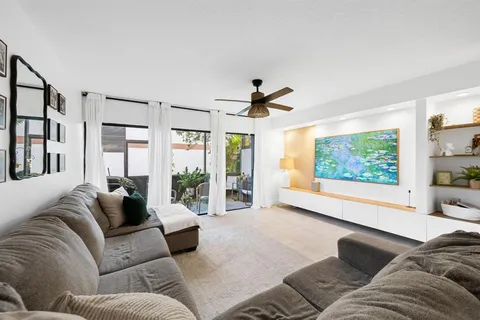 $399,000 | 4260 Southwest 70th Terrace, Unit 4260, Davie, FL 33314