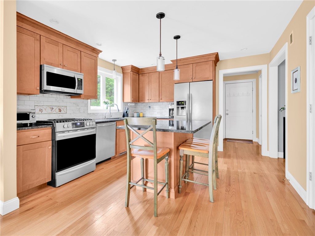 10 Victory Falls Road Coventry, RI 02827 - Photo 12 of 36 Kitchen