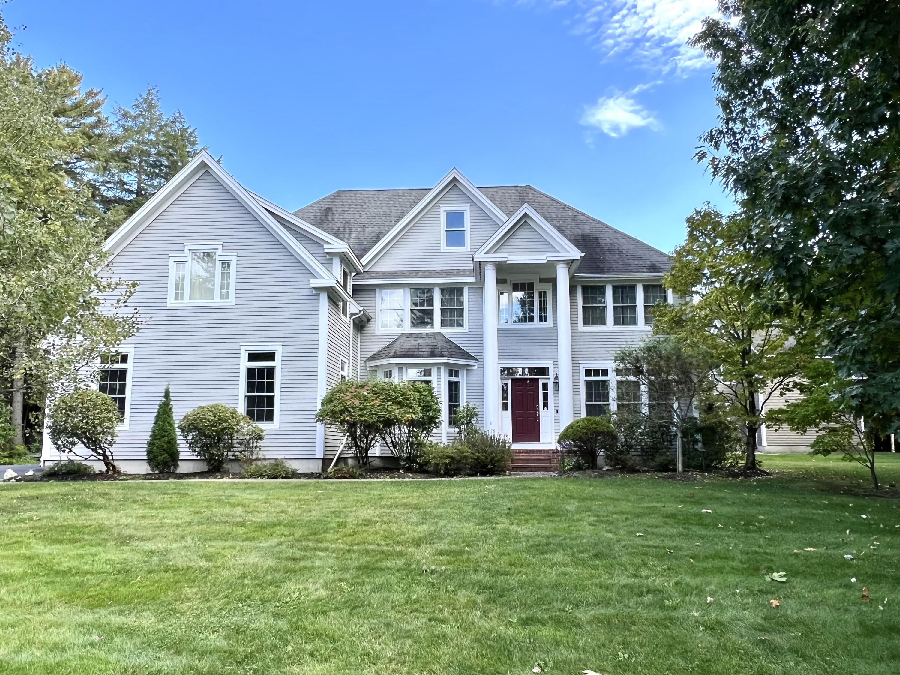 7 Bridle Path, Falmouth, ME 04105 Compass