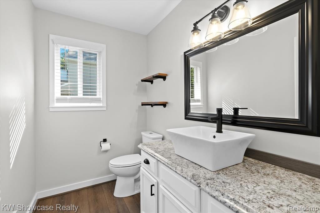 4125 Cass Elizabeth Road Waterford, MI 48328 - Photo 11 of 27 Gallery Image 11
