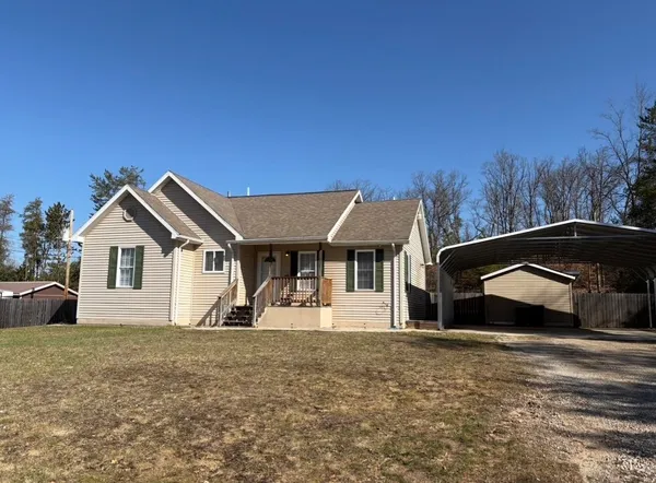$275,000 | 104 West Harley Beagle Road, Harrison, MI 48625