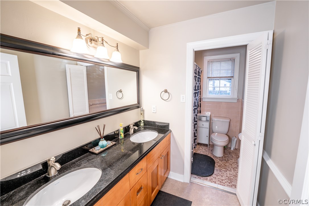 224 Goodward Road North Chesterfield, VA 23236 - Photo 15 of 35 First Floor Full Bath