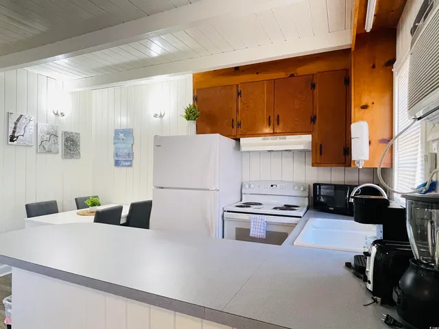 $649,900 | 2104 Perrin Drive, North Myrtle Beach, SC 29582