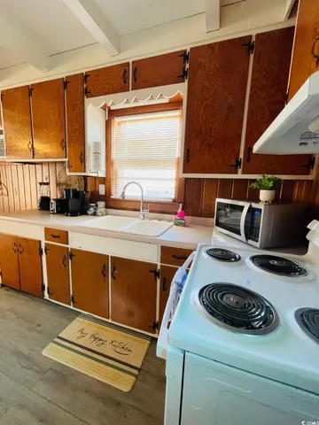 $649,900 | 2104 Perrin Drive, North Myrtle Beach, SC 29582