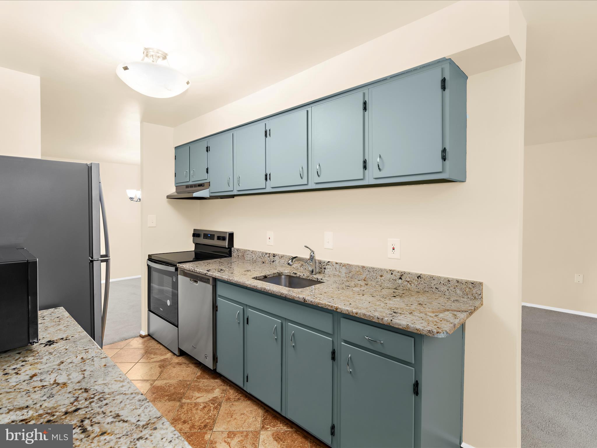 419 Christopher Avenue, Unit 131 Gaithersburg, MD 20879 - Photo 13 of 31