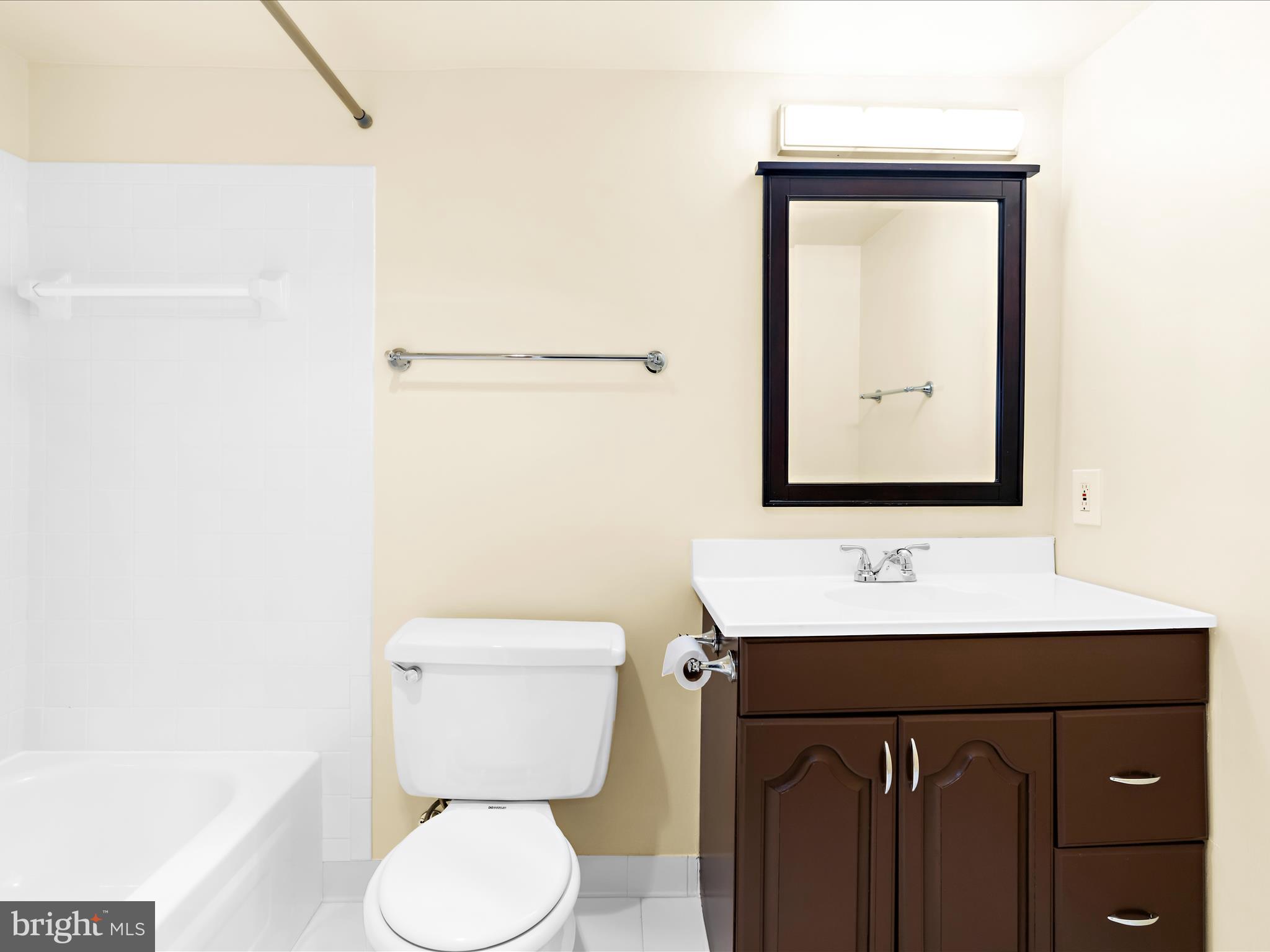 419 Christopher Avenue, Unit 131 Gaithersburg, MD 20879 - Photo 22 of 31