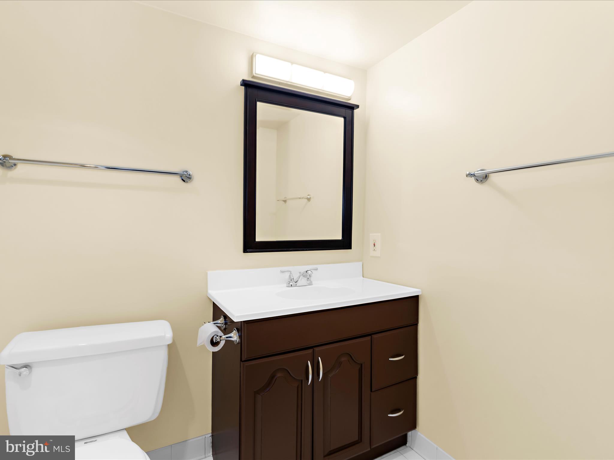 419 Christopher Avenue, Unit 131 Gaithersburg, MD 20879 - Photo 23 of 31