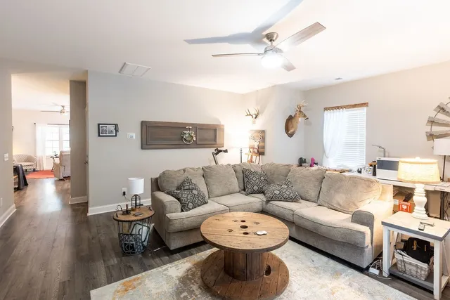 $464,900 | 1578 Old Gallatin Road, Portland, TN 37148