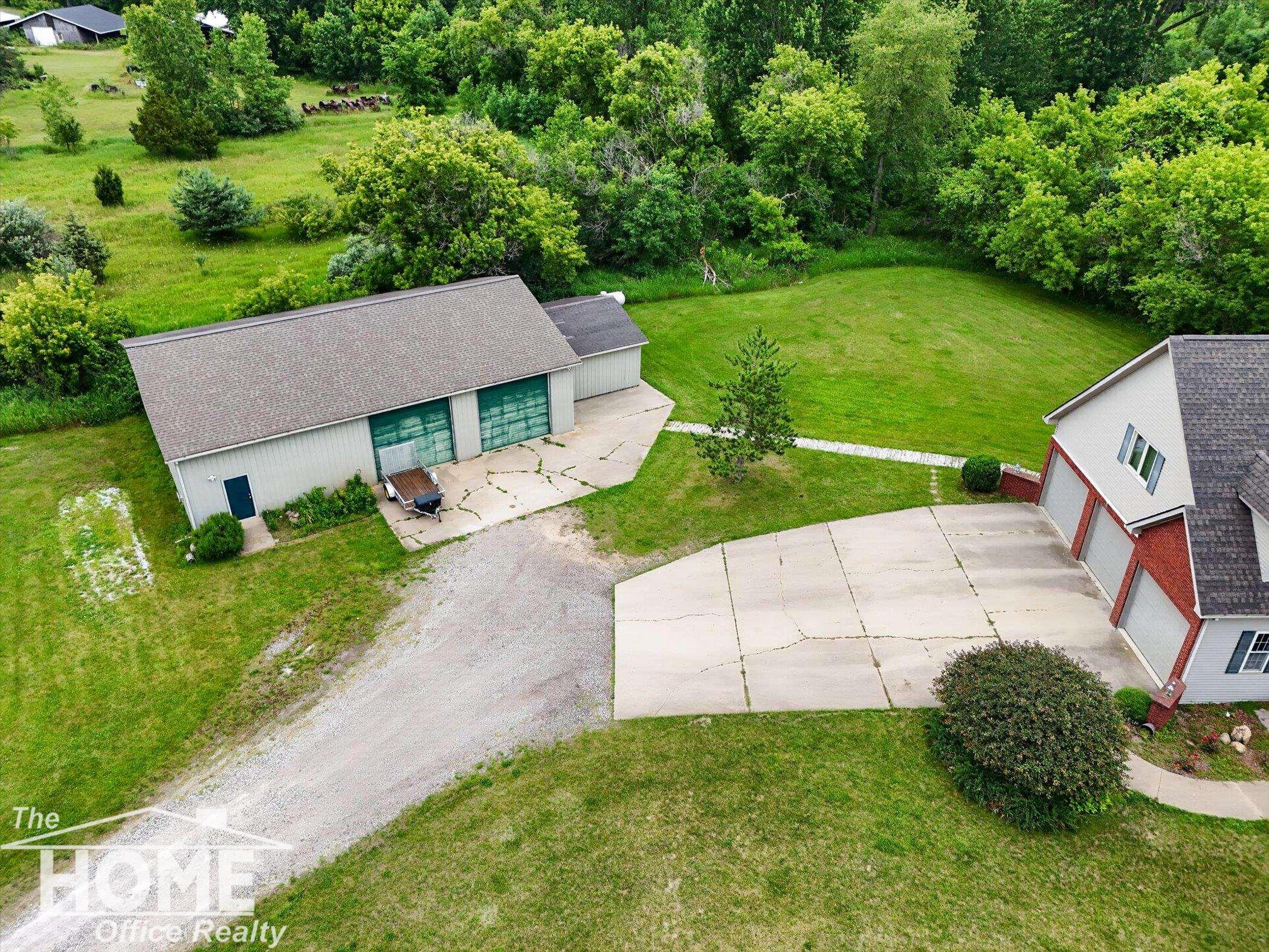 3323 South M-52 Road Owosso, MI 48867 - Photo 69 of 75 50213396-73ed0b2a-e429-435b-86d9-a9b2a4a34462.JPG