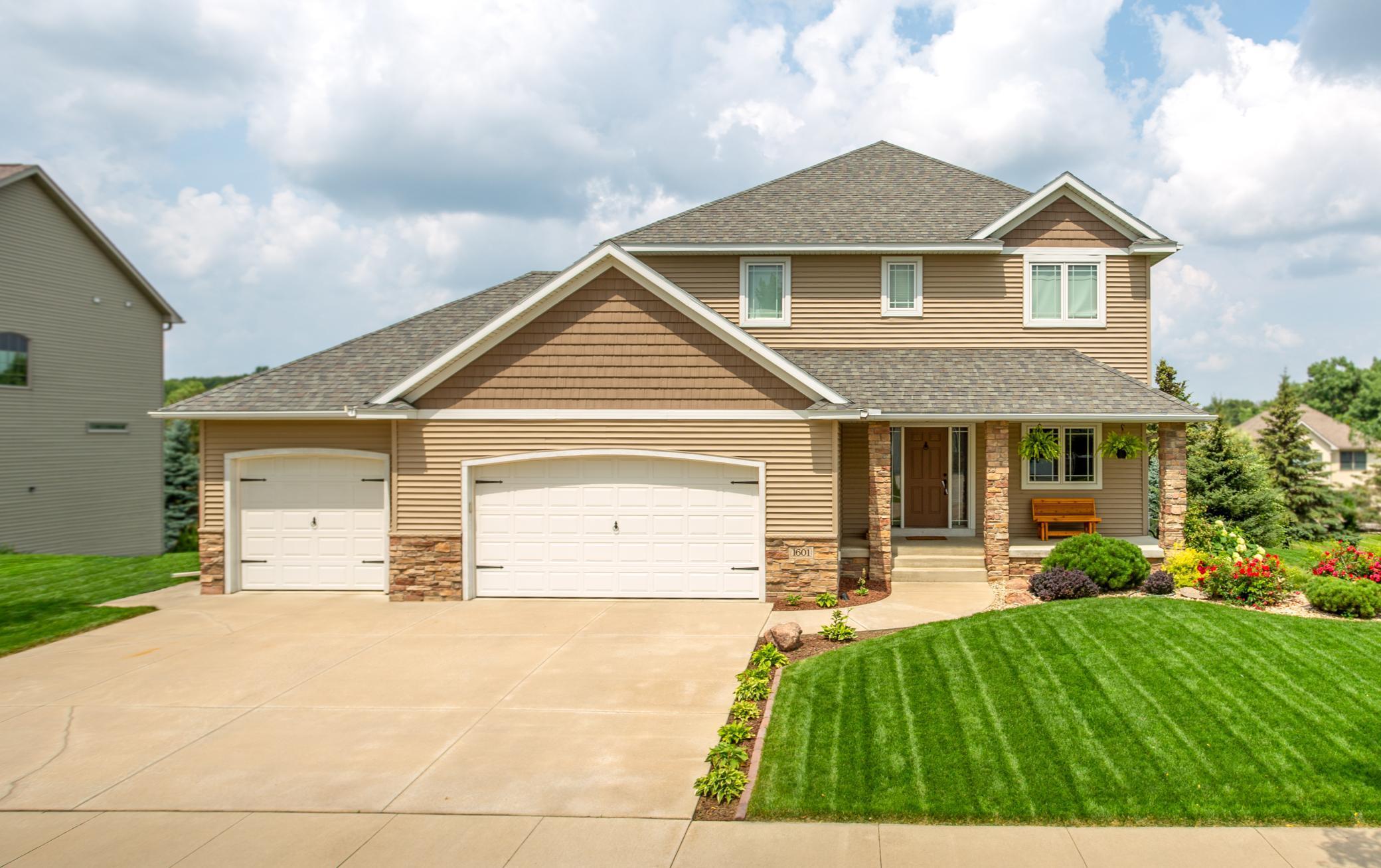 1601 Echo Ridge Road Southwest Rochester, MN 55902 - Photo 1 of 1