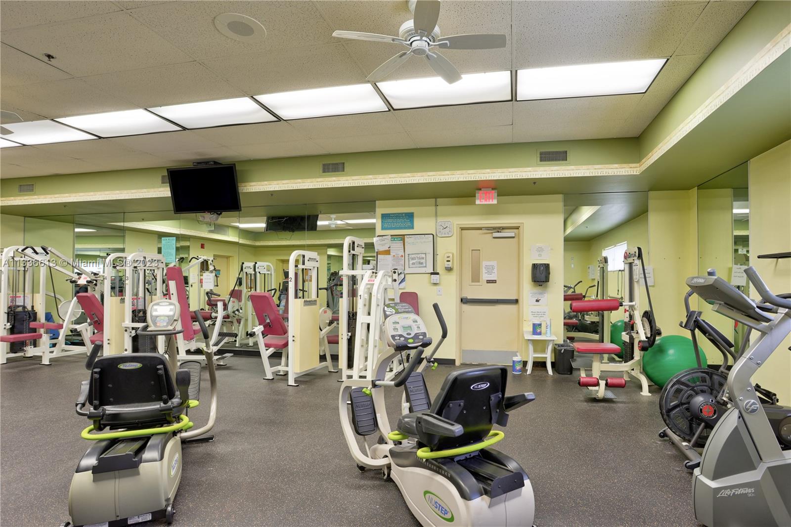 9650 Harbour Lake Circle Boynton Beach, FL 33437 - Photo 29 of 37 a view of a room with gym equipment