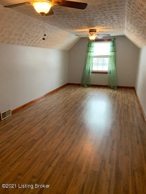 6388 Bloomfield Road Bardstown, KY 40004 - Photo 21 of 24 IMG_1388