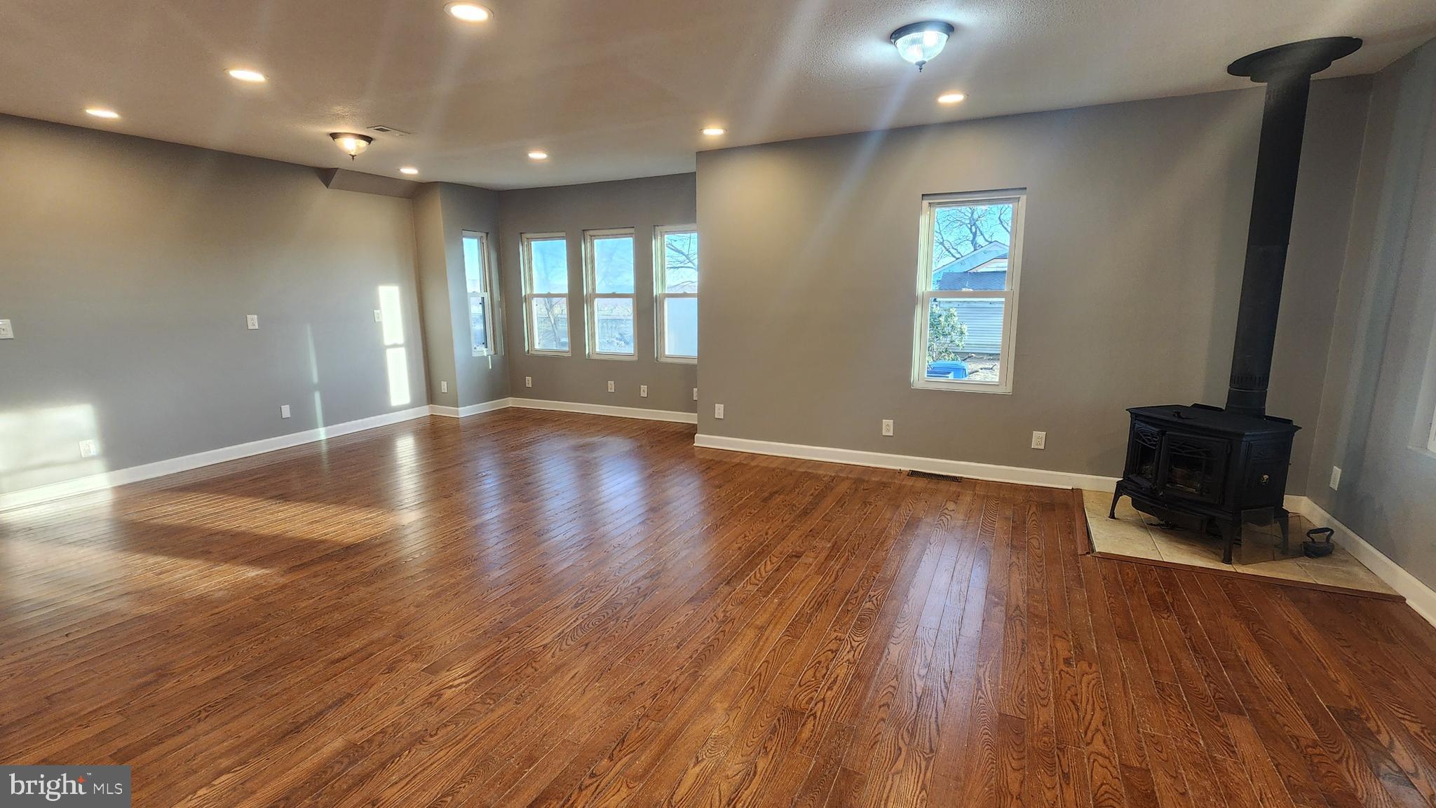 655 Aura Road Glassboro, NJ 08028 - Photo 9 of 35 Gallery Image 9