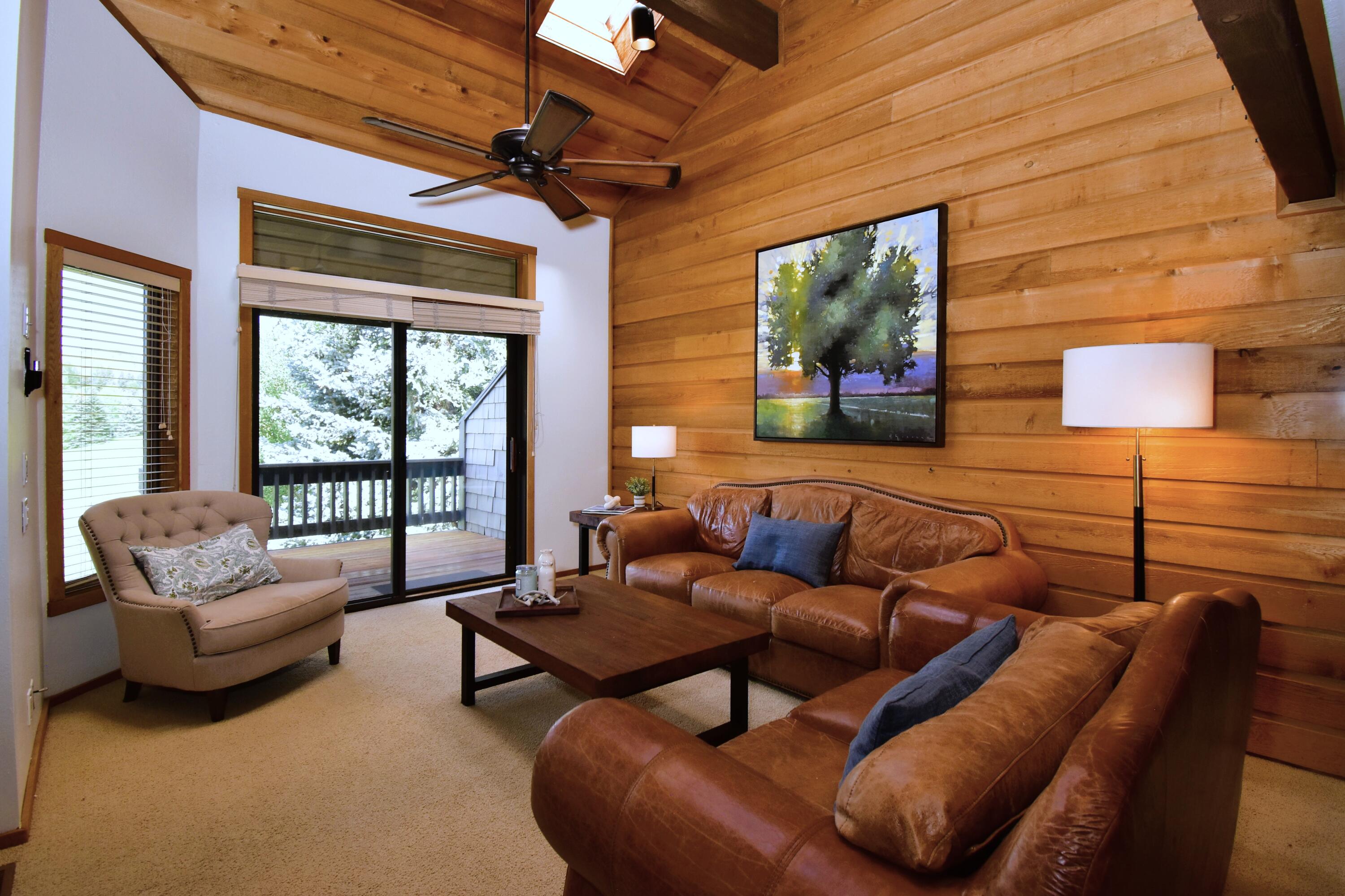 4342 Fairway Nine Road, Unit 4342 Sun Valley, ID 83353 - Photo 12 of 29 Living Room 1