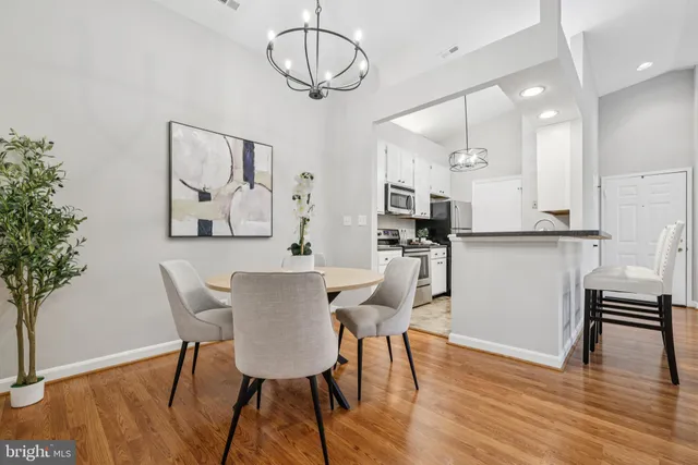 $260,000 | 13700 Modrad Way, Unit 8A33, Silver Spring, MD 20904
