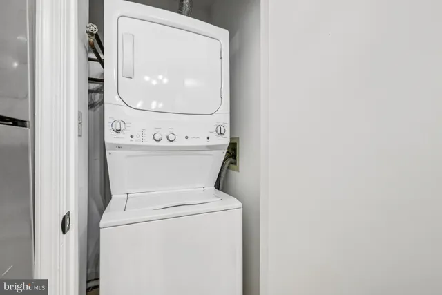 $260,000 | 13700 Modrad Way, Unit 8A33, Silver Spring, MD 20904