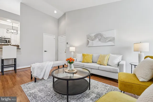 $260,000 | 13700 Modrad Way, Unit 8A33, Silver Spring, MD 20904