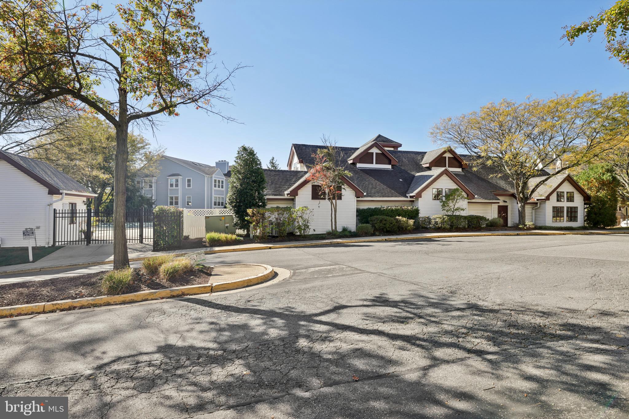 13700 Modrad Way, Unit 8A33 Silver Spring, MD 20904 - Photo 31 of 34 Community Swimming pool