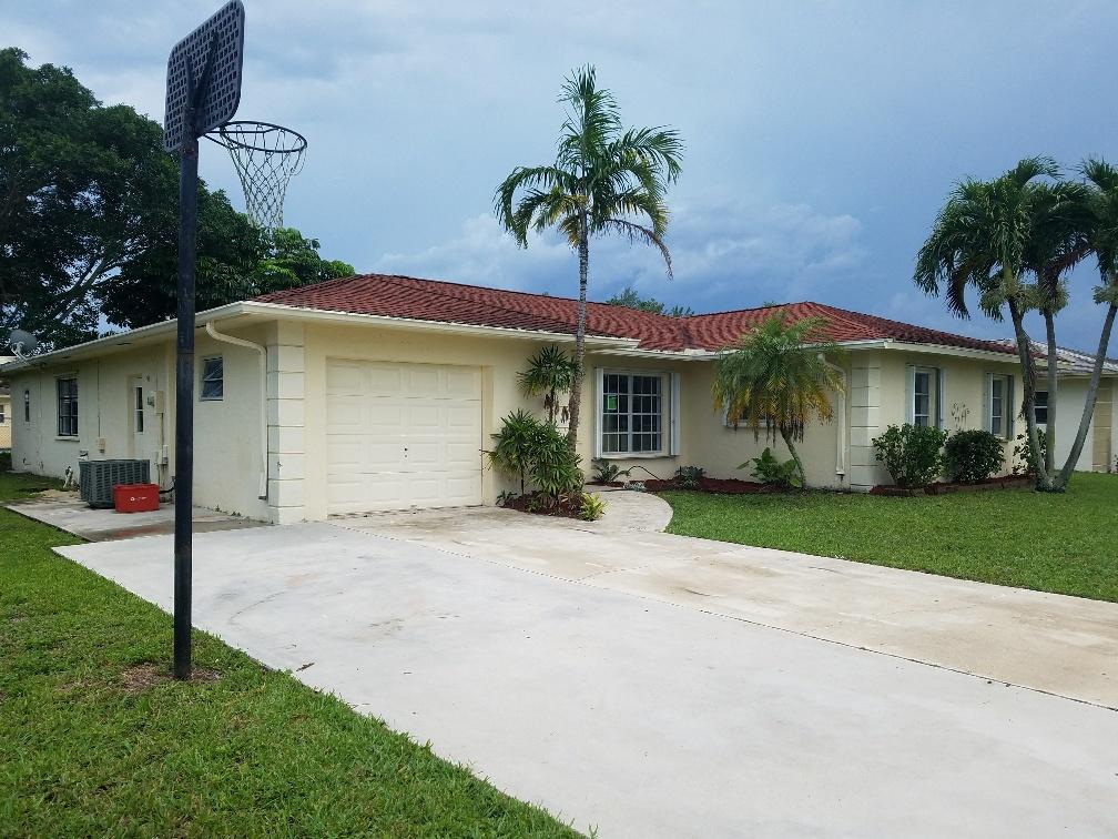4666 Armadillo Street Boca Raton, FL 33428 - Photo 1 of 15 Front view