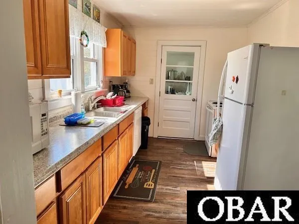 $775,000 | 690 Irvin Garrish Highway, Unit 2A, Ocracoke, NC 27960