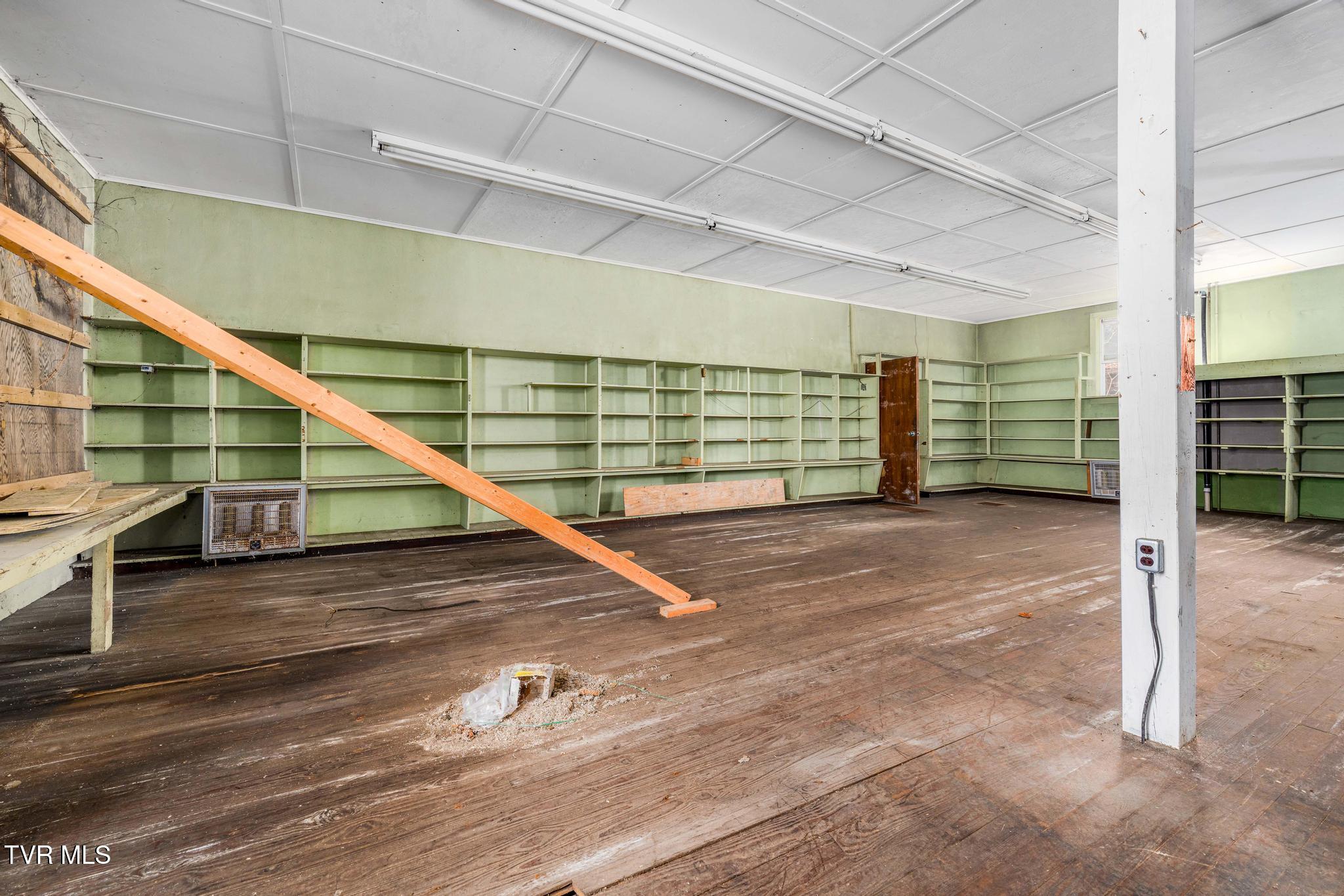 6194 Highway 19E Hampton, TN 37658 - Photo 20 of 37 TBD Highway 19 E (20 of 37)