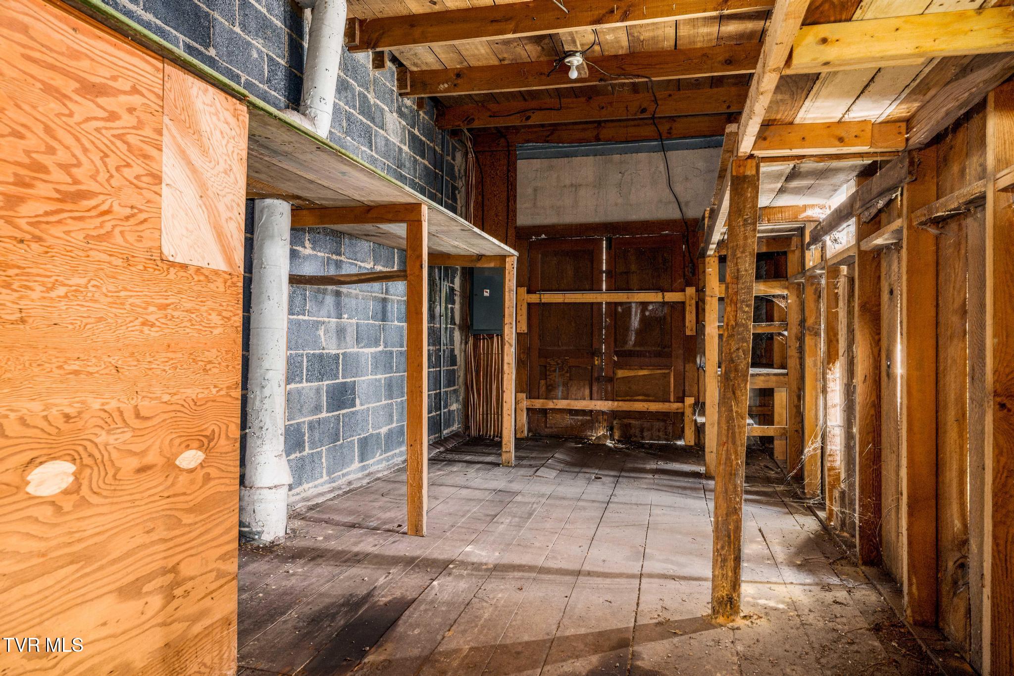 6194 Highway 19E Hampton, TN 37658 - Photo 24 of 37 TBD Highway 19 E (24 of 37)