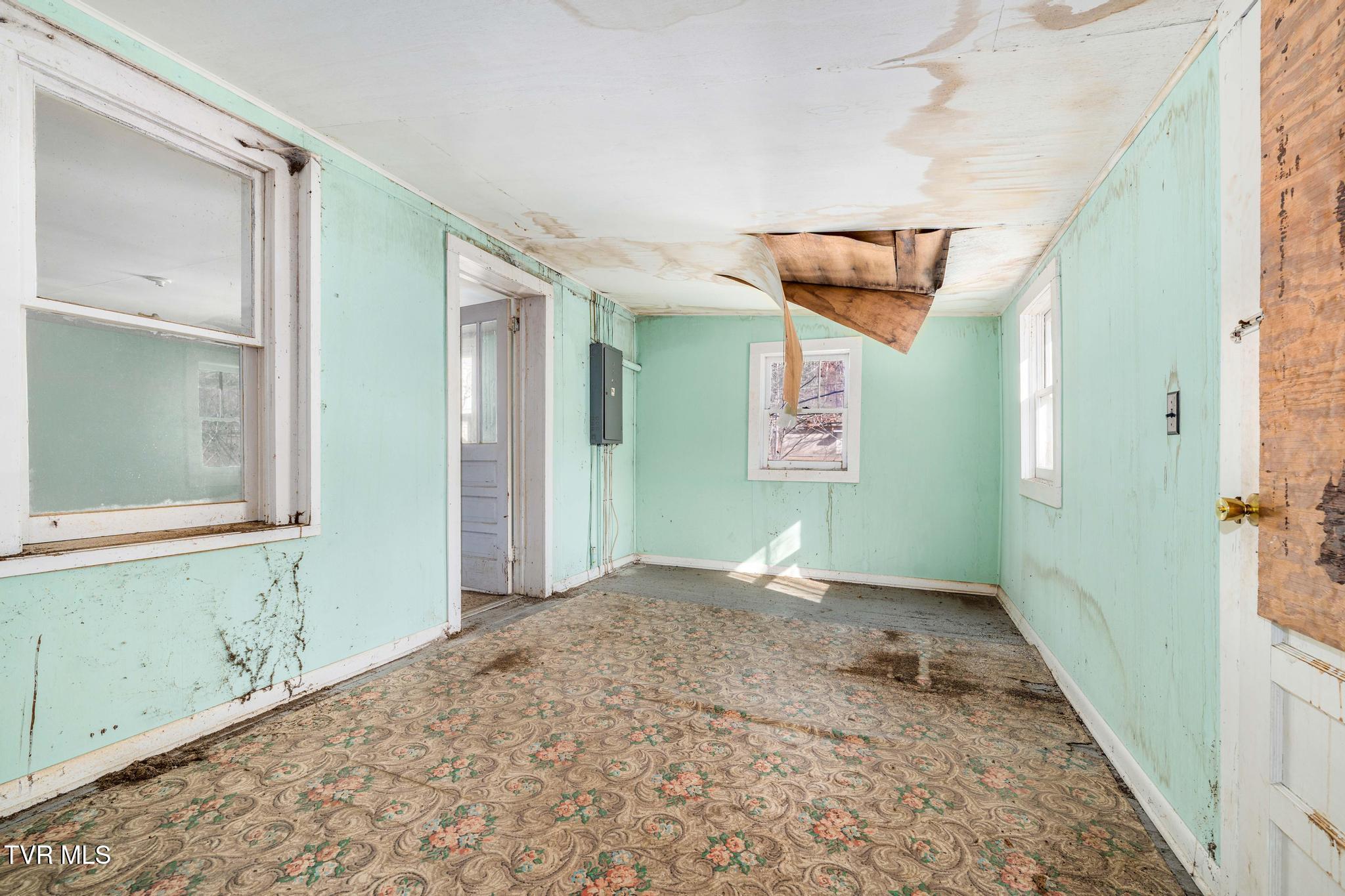 6194 Highway 19E Hampton, TN 37658 - Photo 25 of 37 TBD Highway 19 E (25 of 37)