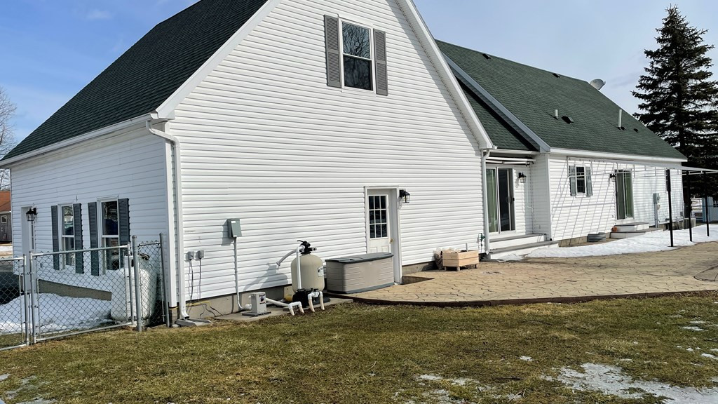 14 Priscilla Lane Rouses Point, NY 12979 - Photo 5 of 71