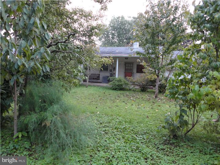 227 Doone Road Fairless Hills, PA 19030 - Photo 5 of 9 Exterior Back