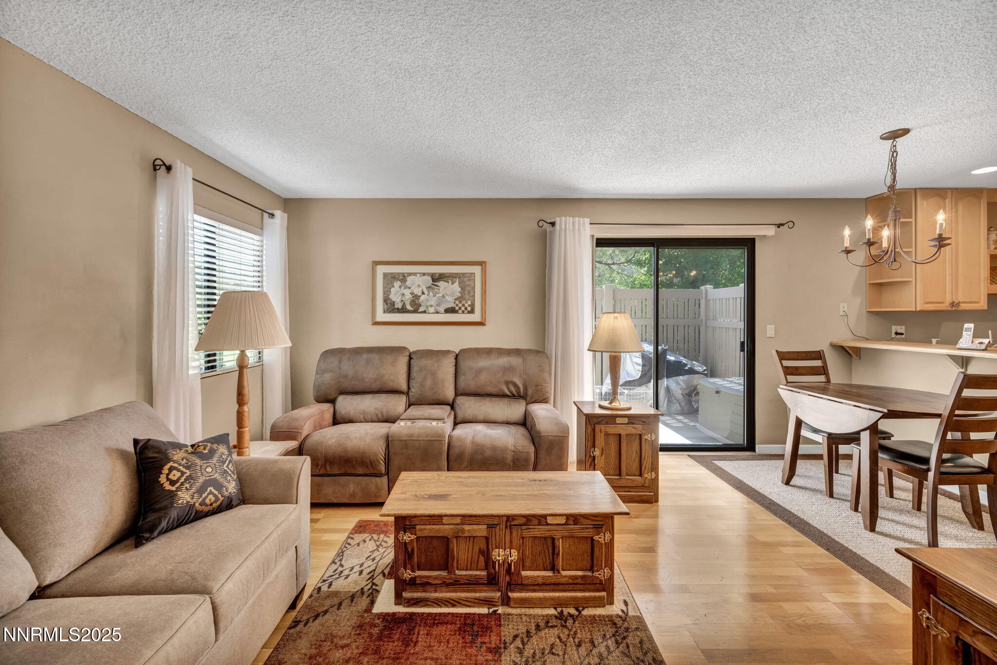 11-web-or-mls-4777-reggie-rd