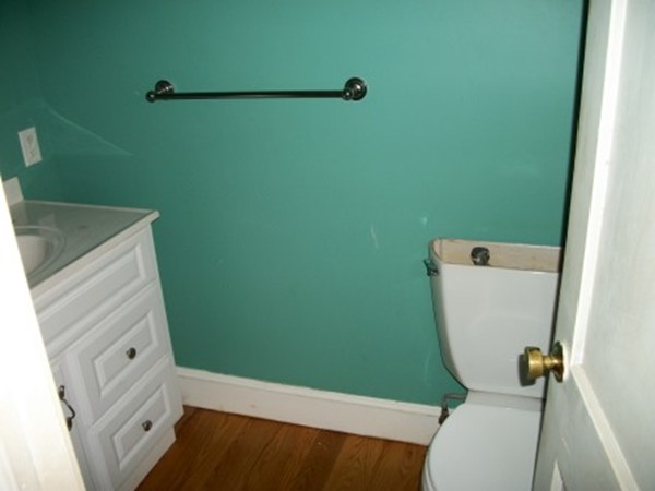 168 Groveland Street Springfield, MA 01108 - Photo 8 of 12 Gallery Image 8