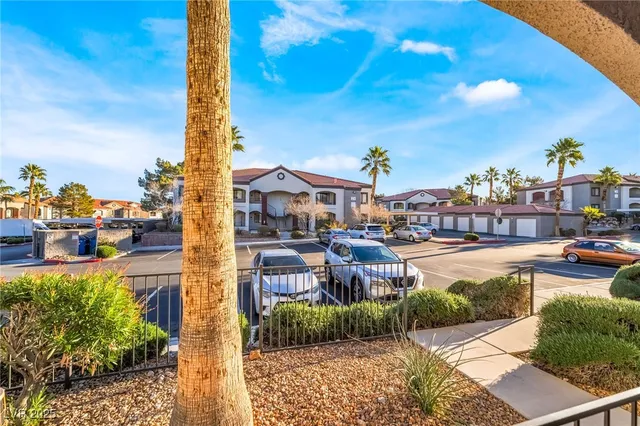 $1,450 | 950 Seven Hills Drive, Unit 2511, Henderson, NV 89052