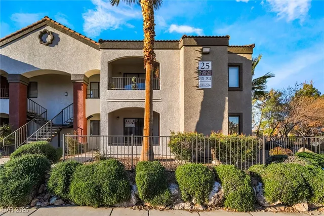$1,450 | 950 Seven Hills Drive, Unit 2511, Henderson, NV 89052