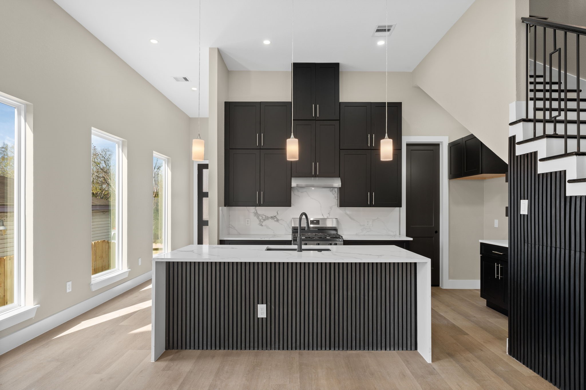 4931 Rue Street Houston, TX 77033 - Photo 14 of 19 Pictures are from previous development by builder located at 5002 Sunbeam Street, Houston, TX. Selections are subject to change.