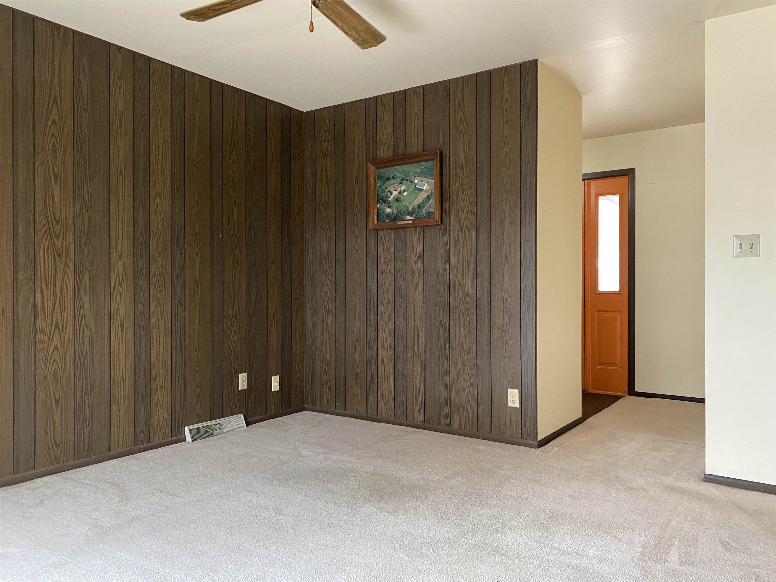 10501 East Millbrook Road Shepherd, MI 48883 - Photo 10 of 31 1897563-9.JPG