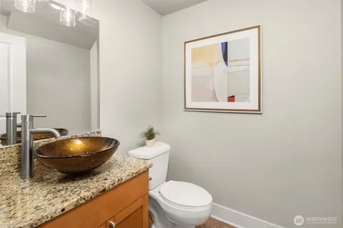 $1,050,000 | 900 228th Avenue Northeast, Unit 1C, Sammamish, WA 98074