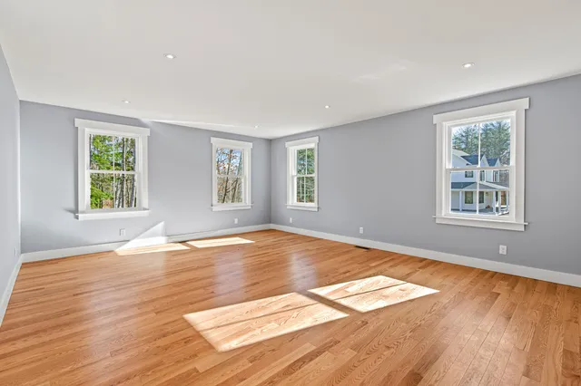 $1,169,000 | 26 County Crossing, Brunswick, ME 04011