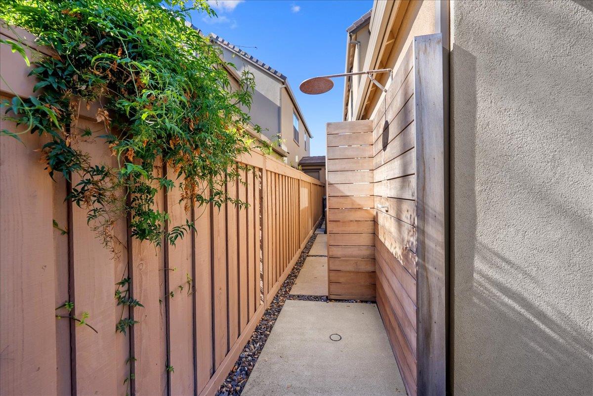 8465 Serene View Road Granite Bay, CA 95746 - Photo 65 of 70 a view of a balcony with wooden floor and fence